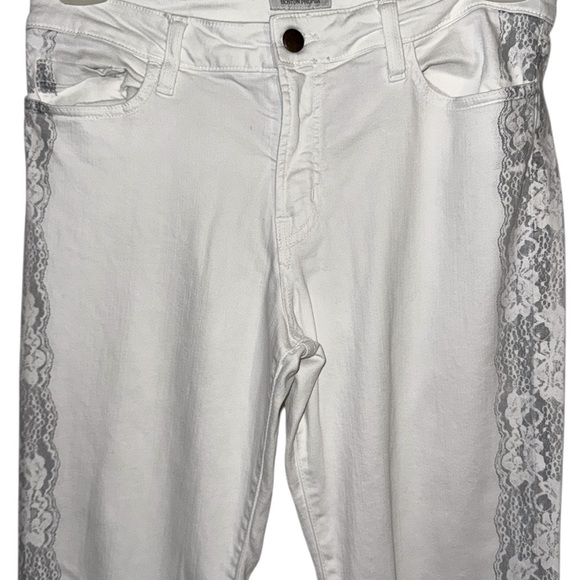 🌹 BOSTON PROPER WHITE/GRAY EMBELLISHED LACE JEANS - Picture 2 of 8